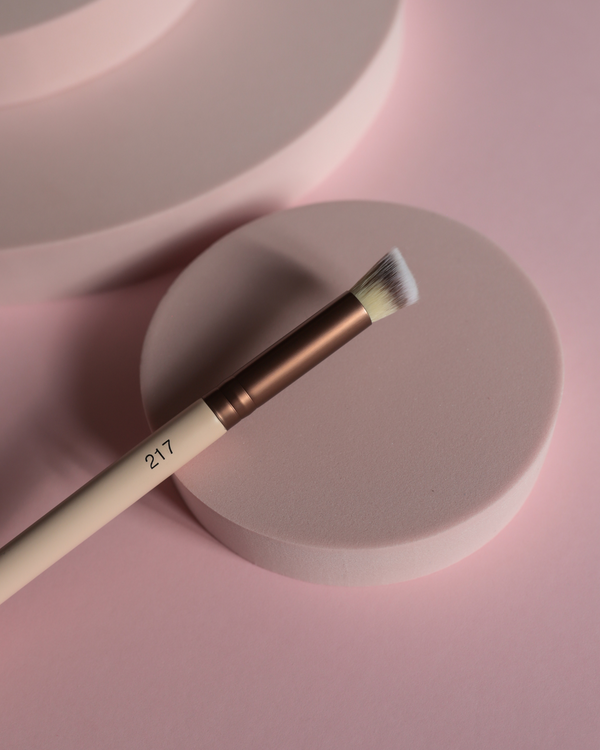 Angled Blending Brush #217